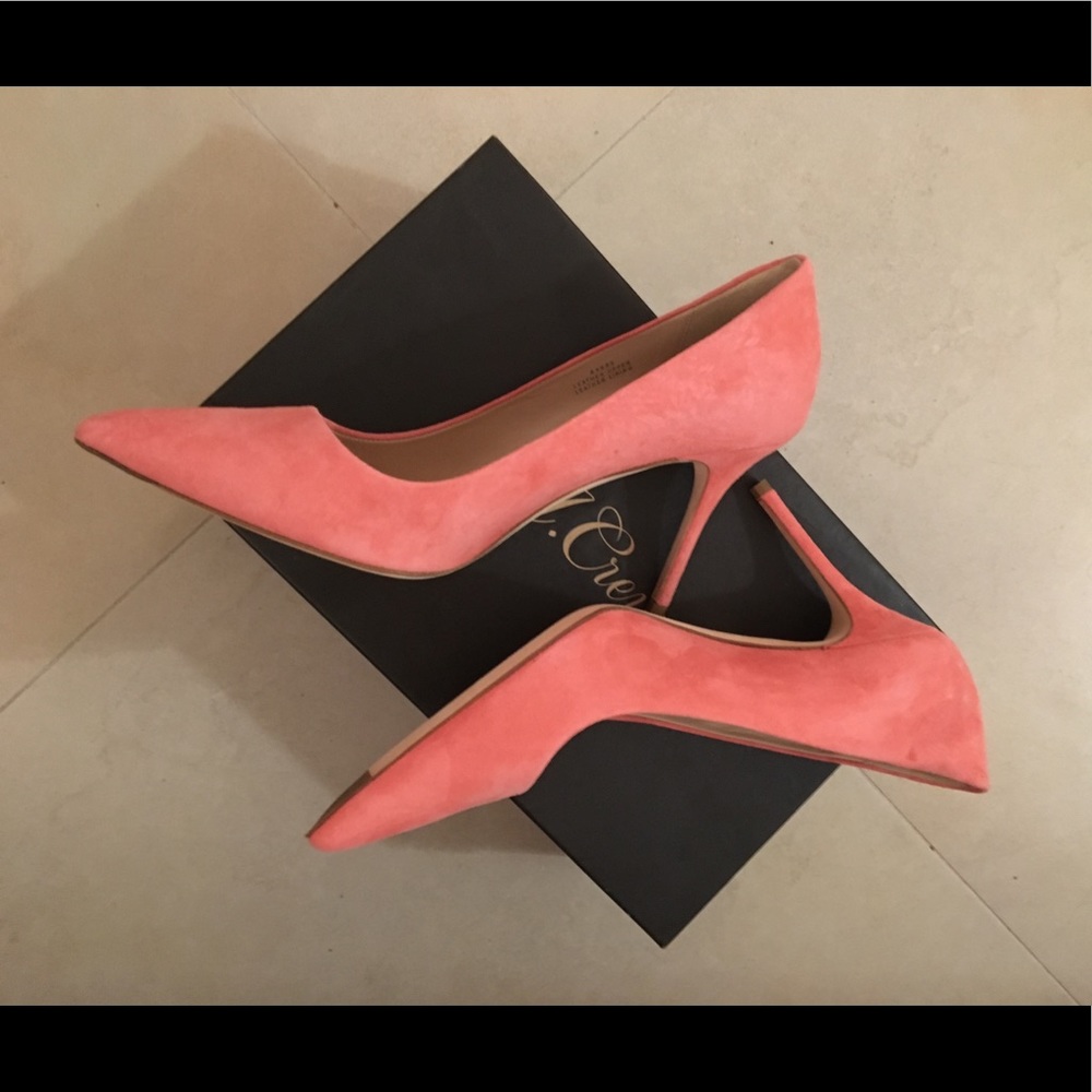 Host Pick ✨ELSIE SUEDE PUMPS - Picture 9 of 15